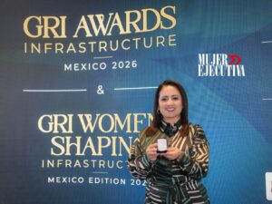 Reconocen a Gladyz Butanda Macías por Proyectos de Infraestructura